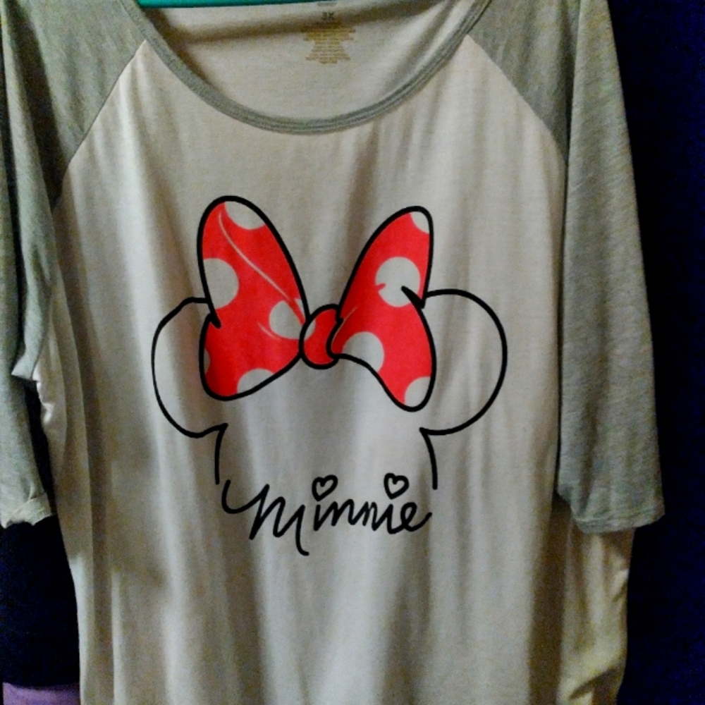 Minnie mouse shirt
